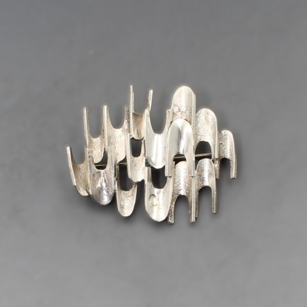 Ernest Blyth for Ivan Tarrat brooch 1976